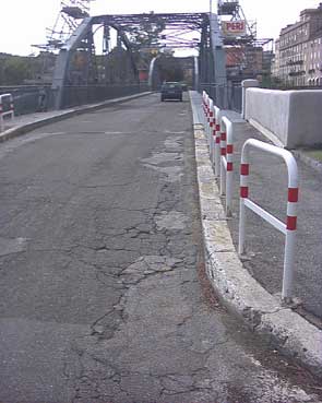 Il restyling del Ponte di Ferro ci da buca