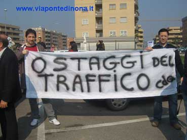 Primo corteo di protesta a Ponte di Nona