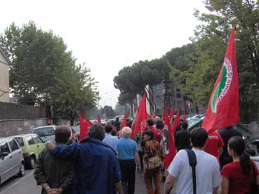 Bomba molotov contro la Festa de l’Unità di San Basilio