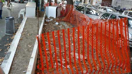 La ciclabile Laurentina è ancora interrotta