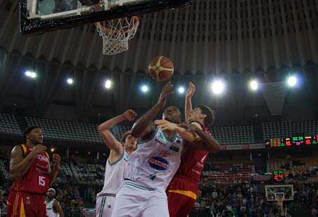 La Virtus Roma rialza la testa: contro Treviso è tutto facile