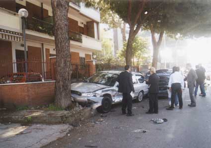 Via Silicella strada caotica ed a rischio