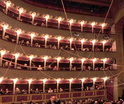 Valle, in scena la nuova creatività in ‘Teatri del tempo presente’