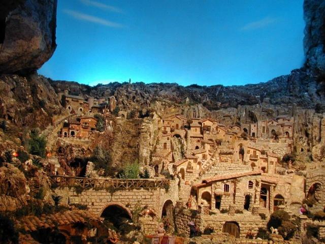 Il Presepio Elettronico è in via Aufidio Namusa a Torre Spaccata