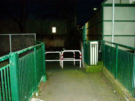 Magliana, stazione fantasma e vietata ai disabili
