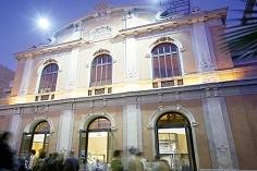 Manifestazione per il teatro Ambra Jovinelli