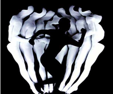 I Momix incantano con il loro “Sun Flower Moon”