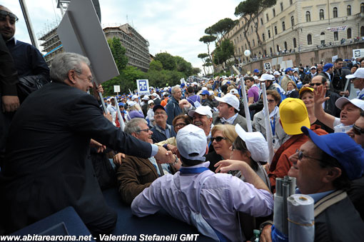 Tabaccai in piazza per chiedere maggiore sicurezza