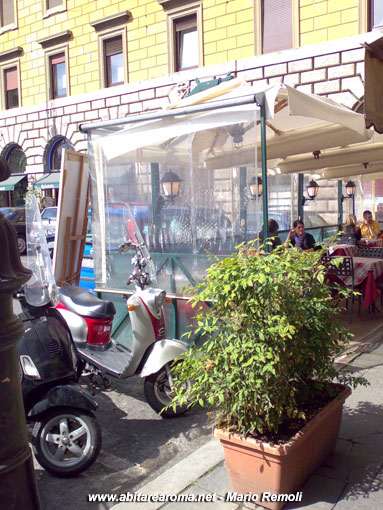 Arredo urbano fai da te. E’ assalto ai marciapiedi di Roma