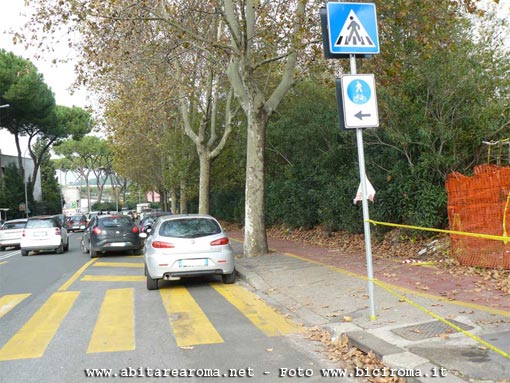 Passaggio protetto per pedoni e ciclisti all’altezza del Ponte della Musica