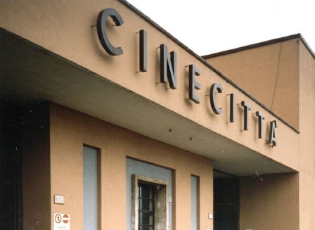 Cinecittà non deve chiudere