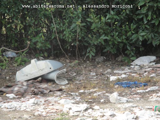 Discarica abusiva in via del Pergolato… ci risiamo!