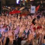 Concerto Primo Maggio Mani Alzate