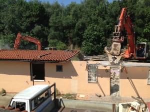 manufatti abusivi
