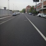 via De Zigno, priva di alberature e ciclabili-