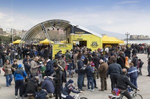 Panini_Calciatori_14_15_Stand Piazza LR