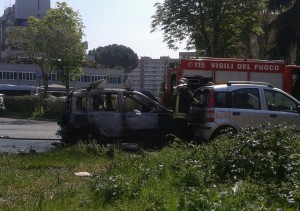 esplosione auto